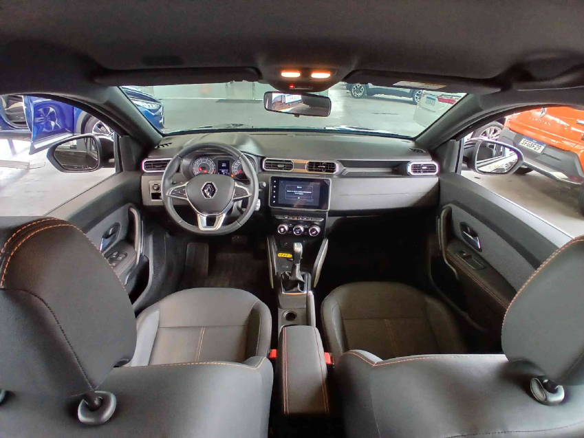 renault  duster iconic plus 1.3 16v tce cvt x- flex automatico 2024/25