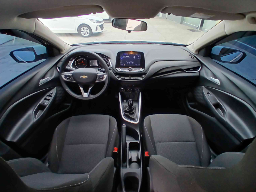 chevrolet onix  plus lt 1.0 12v mt6 flex 2023/24