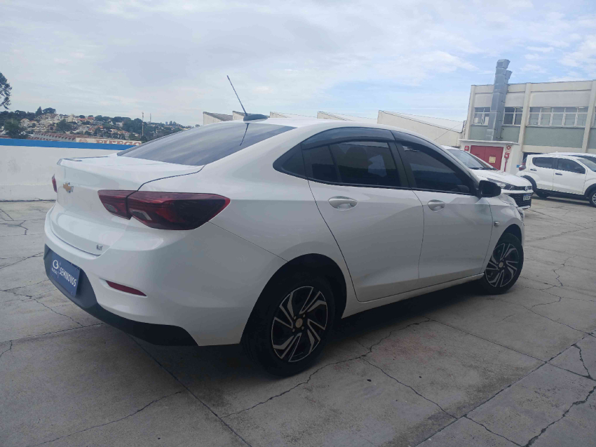 chevrolet onix  plus lt 1.0 12v mt6 flex 2023/24
