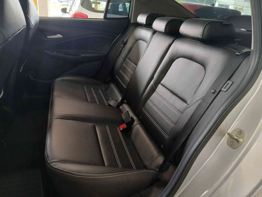 chevrolet onix  plus lt 1.0 12v mt6 flex 2022/22