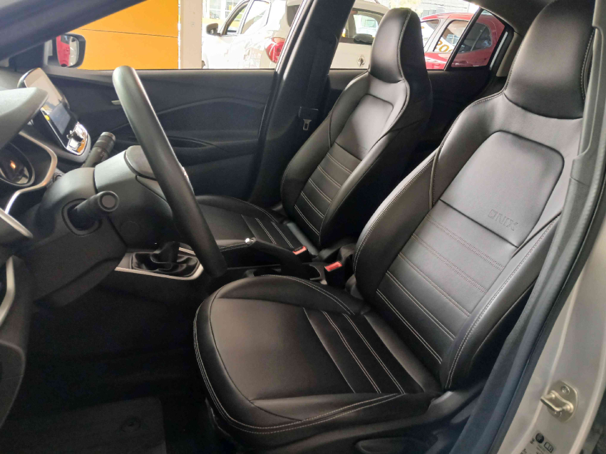 chevrolet onix  plus lt 1.0 12v mt6 flex 2022/22