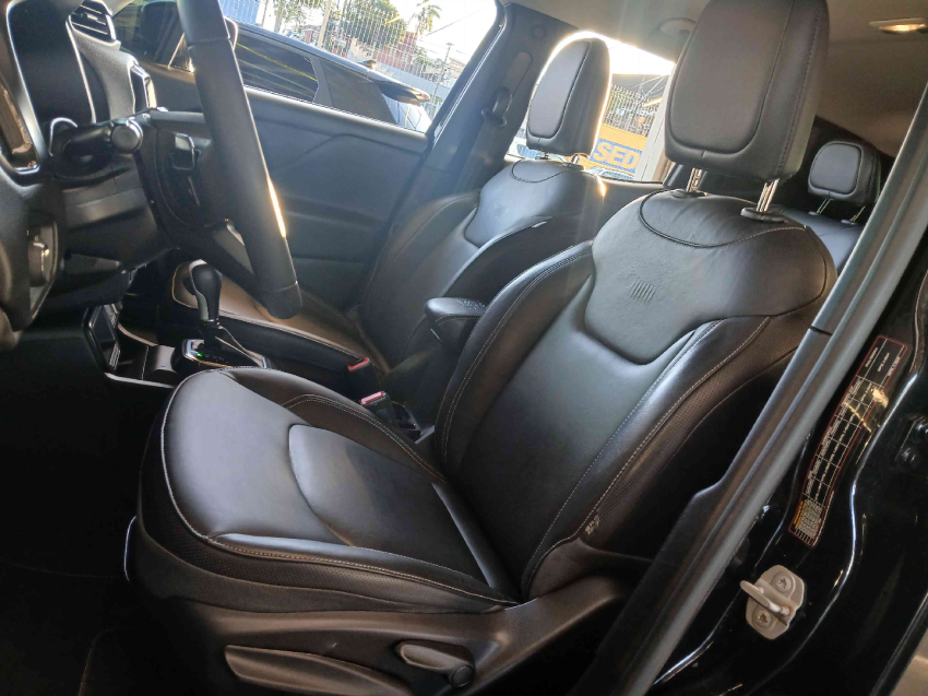 jeep renegade longitude 1.3 t270 gse at6 2022/23