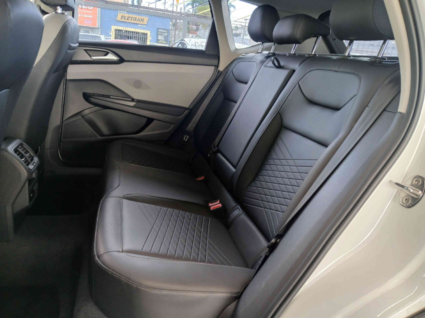 volkswagen taos  comfortline 250 1.4 tb at flex automatico 2022/22