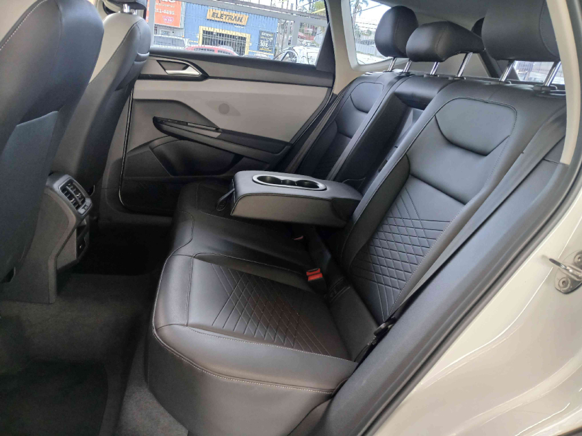 volkswagen taos  comfortline 250 1.4 tb at flex automatico 2022/22