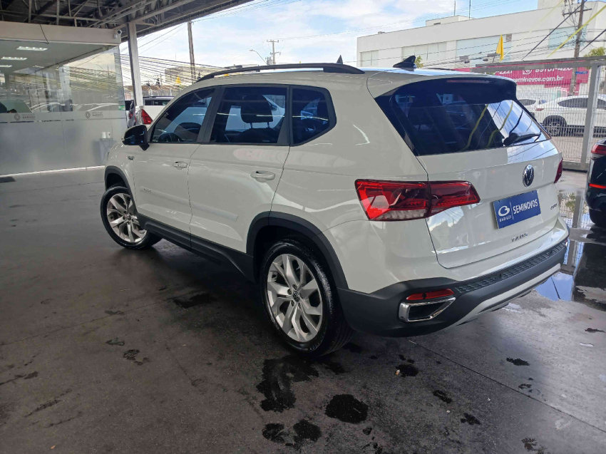 volkswagen taos  comfortline 250 1.4 tb at flex automatico 2022/22