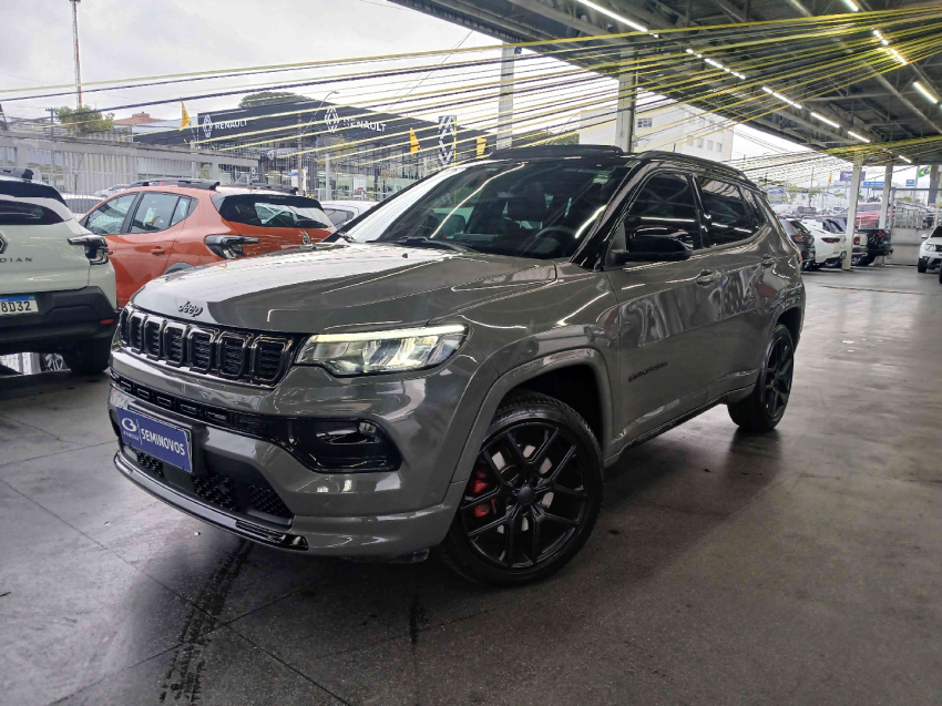 jeep compass  blackhawk 4x4 2.0 hurricane at gasolina automatico 2024/25