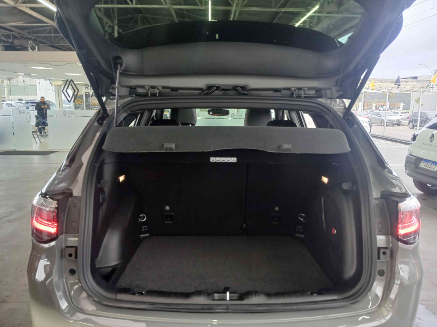 jeep compass  blackhawk 4x4 2.0 hurricane at gasolina automatico 2024/25