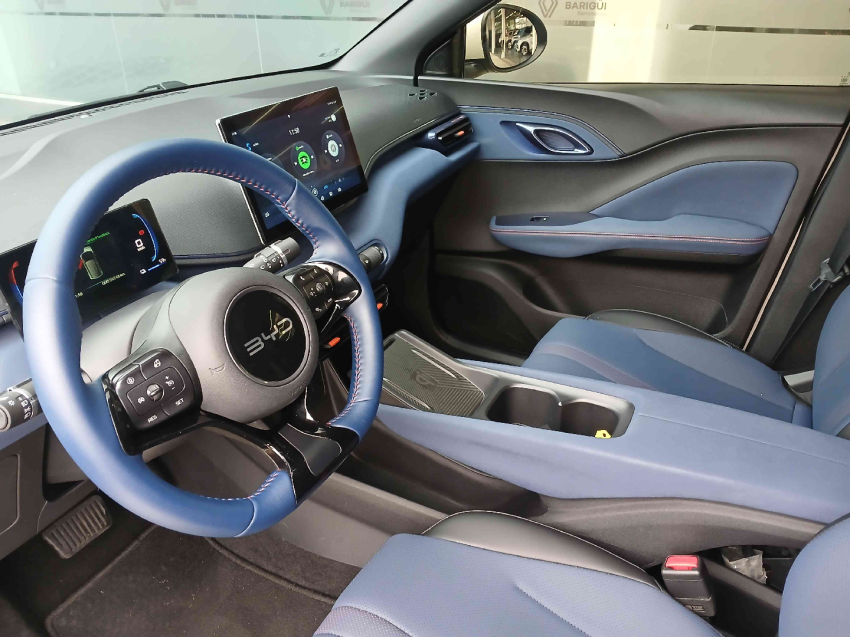 byd dolphin mini automatico ev 5 seats
