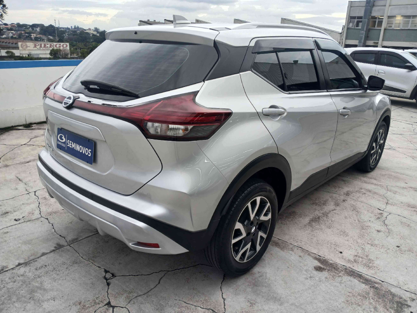 kicks sense 1.6 16v cvt