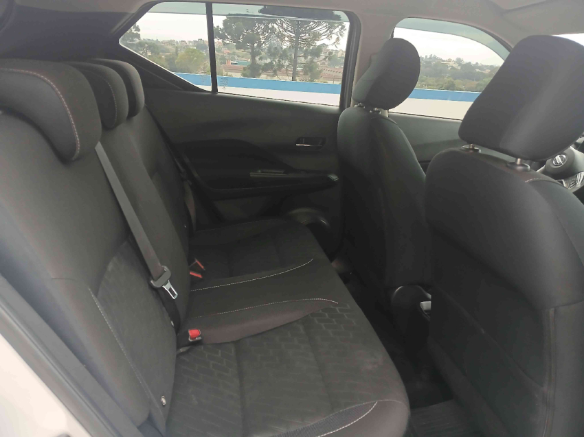 kicks sense 1.6 16v cvt