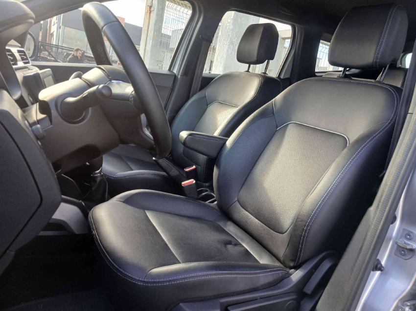 duster iconic 1.3 16v tce cvt x-tronic