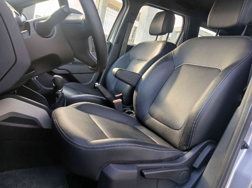 duster iconic 1.3 16v tce cvt x-tronic