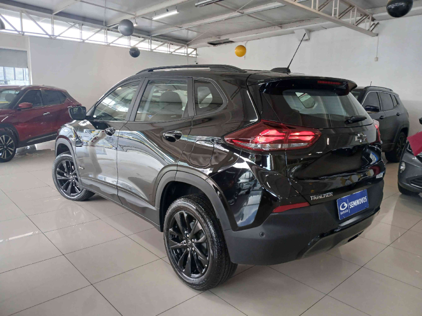 tracker midnight 1.0 turbo 12v at6