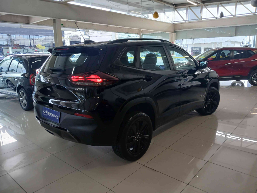 tracker midnight 1.0 turbo 12v at6