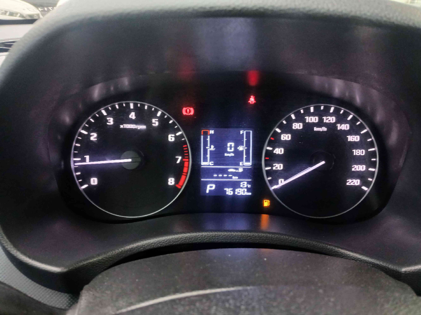 creta action 1.6 16v at6 flex 2022/22