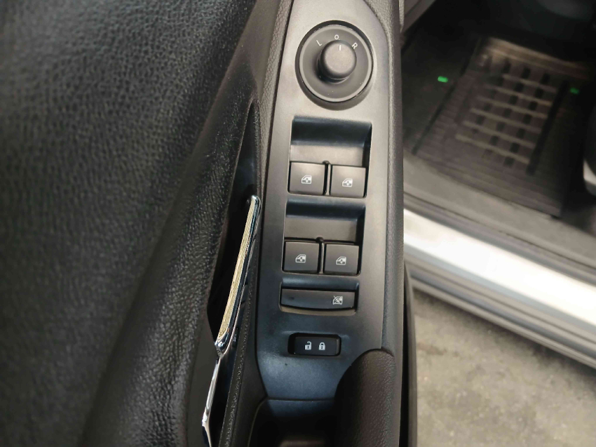 chevrolet tracker ltz 1.8 16v at flex automatico 2015/15