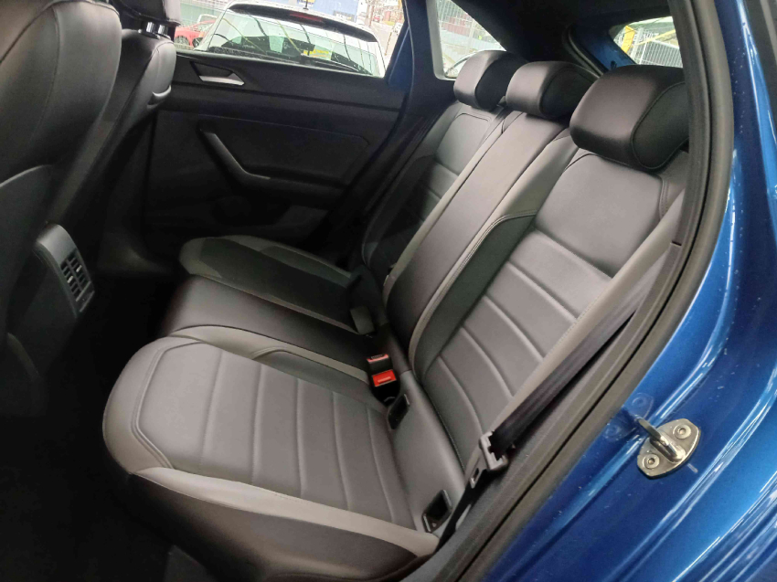 volkswagen nivus highline 200 1.0 12v tsi at6  flex automatico 2024/24