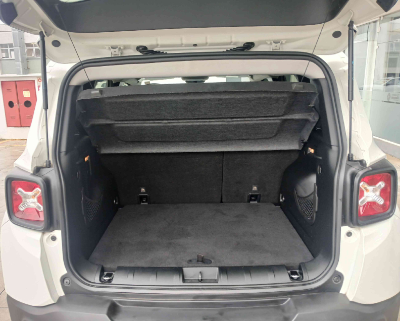 jeep renegade  sport 1.8 16v at6 flex automatico 2018/19