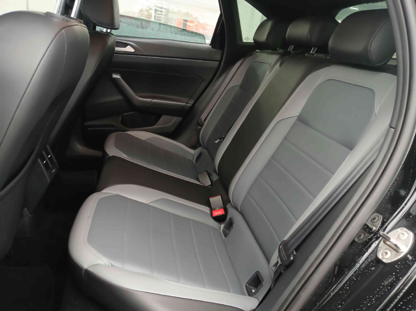 volkswagen nivus highline 200 1.0 12v tsi at6 flex automatico 2021/21