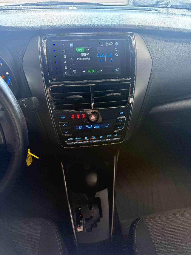 toyota yaris hatch xl 1.5 cvt flex automatico 2024/2513