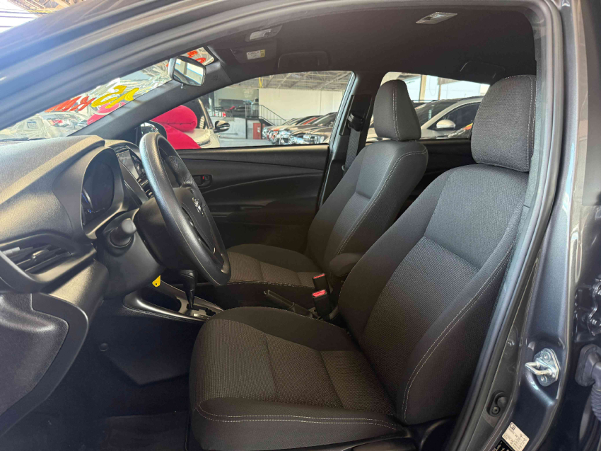 toyota yaris hatch xl 1.5 cvt flex automatico 2024/2510