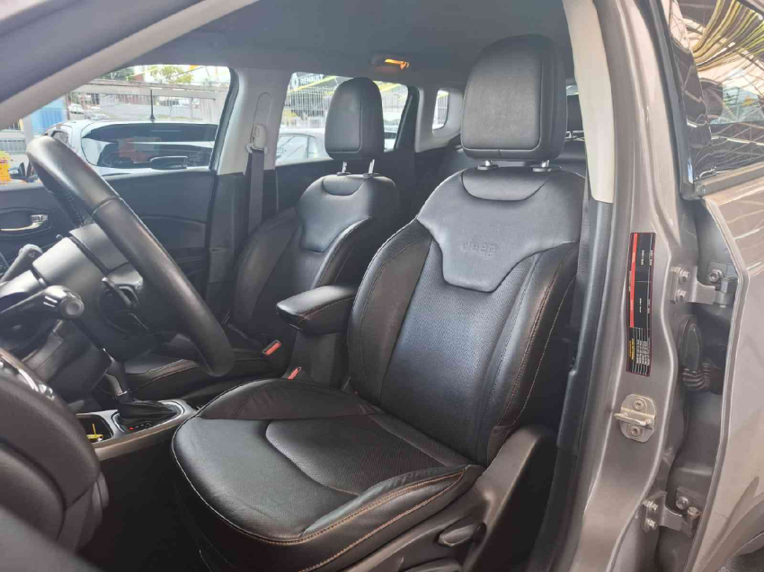 jeep compass longitude 4x2 2.0 16v at6 flex automatico 2019/19