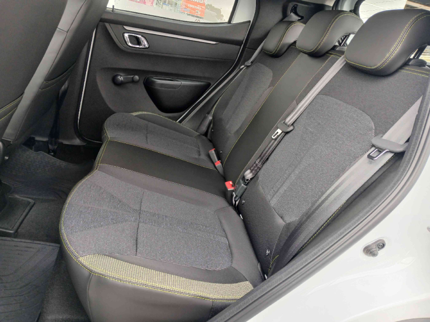 renault kwid outsider 1.0 12v flex manual 2025/25