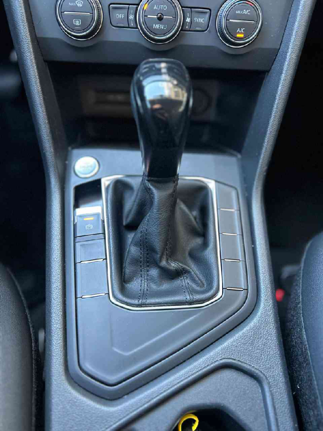 volkswagen taos  comfortline 250 1.4 tb at flex automatico 2021/22