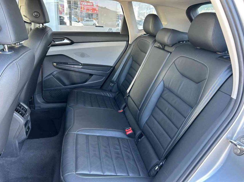 volkswagen taos  comfortline 250 1.4 tb at flex automatico 2021/22