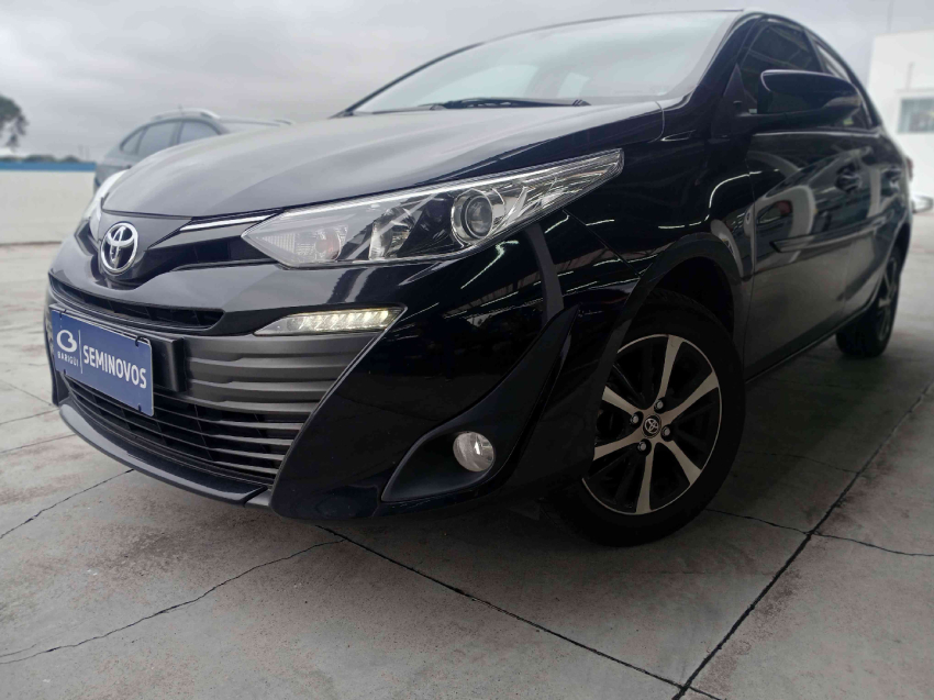 toyota yaris  sedan xls connect 1.5 16v cvt flex 2021/21
