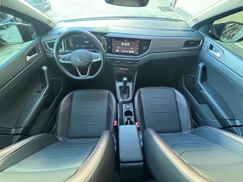 volkswagen virtus  highline 200 1.0 tsi at flex automatico 2024/25