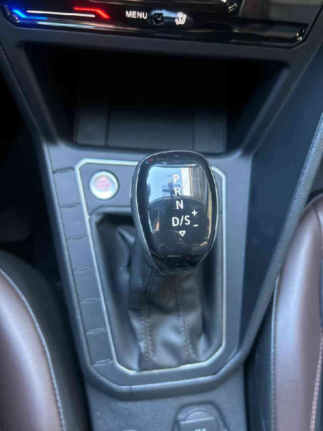 volkswagen virtus  highline 200 1.0 tsi at flex automatico 2024/25