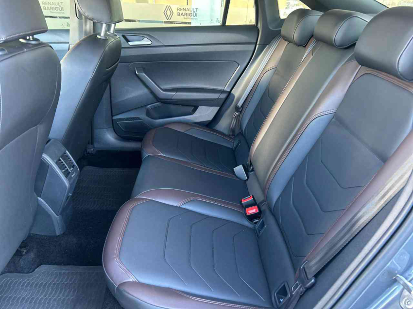 volkswagen virtus  highline 200 1.0 tsi at flex automatico 2024/25