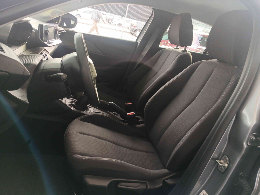 peugeot 208 flex like 1.0 mt manual 2023/24