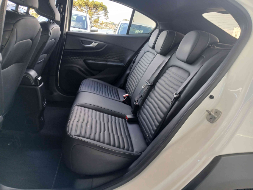 fiat fastback  impetus 200 1.0 tb flex automatico 2023/24