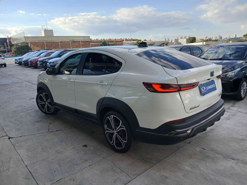fiat fastback  impetus 200 1.0 tb flex automatico 2023/24