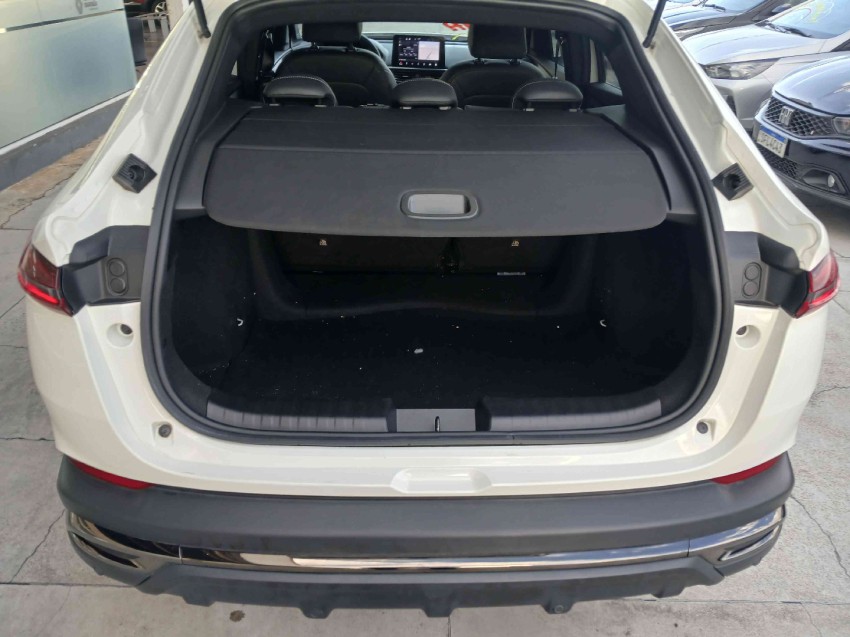 fiat fastback  impetus 200 1.0 tb flex automatico 2023/24