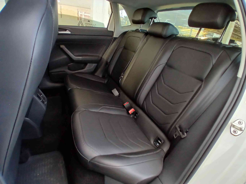 volkswagen polo highline 170 1.0 12v tsi at6 flex automatico 2023/24