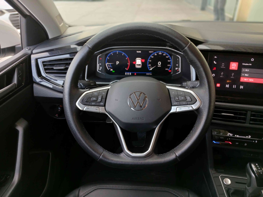 volkswagen polo highline 170 1.0 12v tsi at6 flex automatico 2023/24