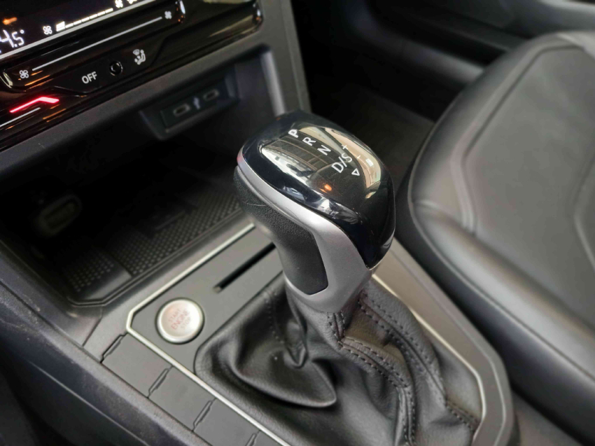 volkswagen polo highline 170 1.0 12v tsi at6 flex automatico 2023/24