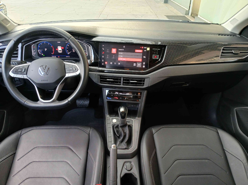 volkswagen polo highline 170 1.0 12v tsi at6 flex automatico 2023/24