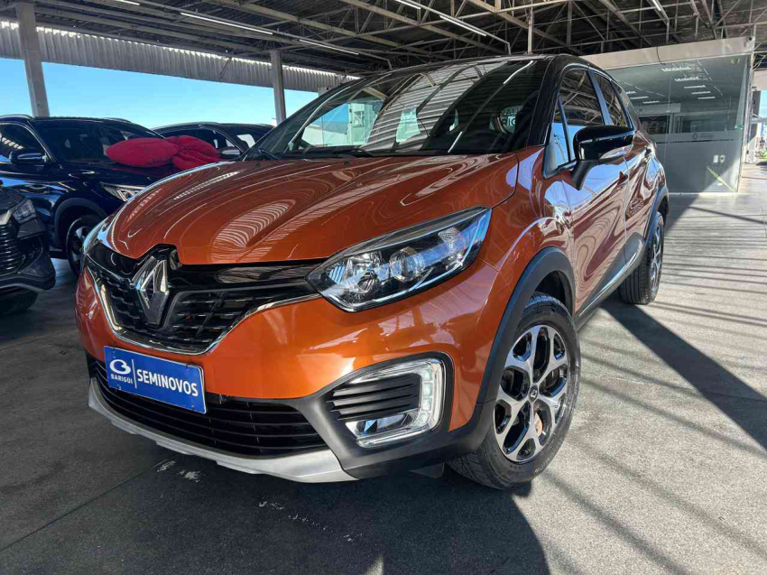 renault captur 1.6 16v sce flex intense x-tronic 4p automatico 2018