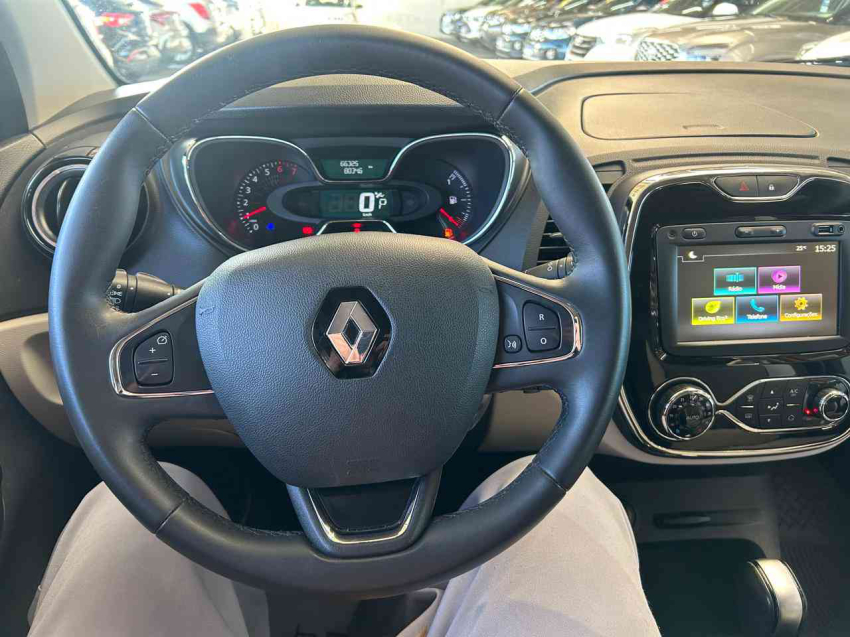 renault captur 1.6 16v sce flex intense x-tronic 4p automatico 2018