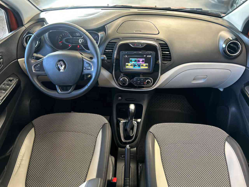 renault captur 1.6 16v sce flex intense x-tronic 4p automatico 2018