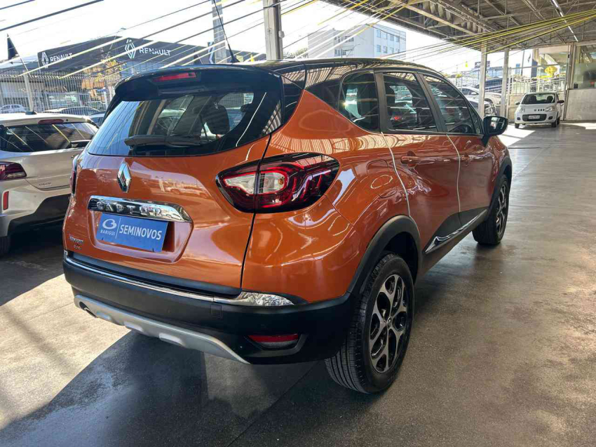 renault captur 1.6 16v sce flex intense x-tronic 4p automatico 2018
