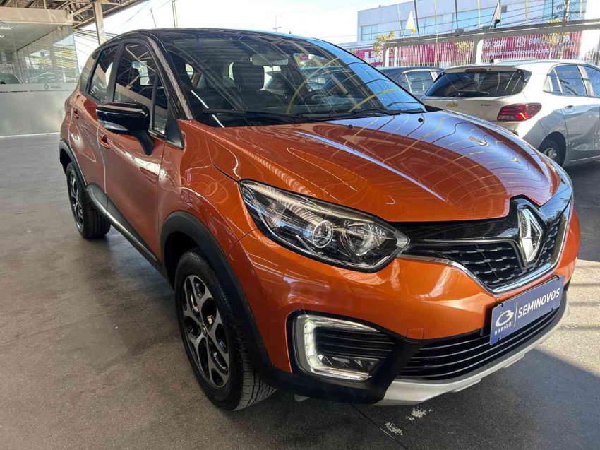 renault captur 1.6 16v sce flex intense x-tronic 4p automatico 2018