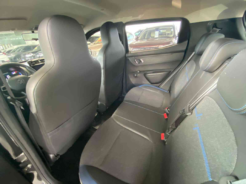 renault kwid 1.0 12v sce flex intense manual 4p 2024