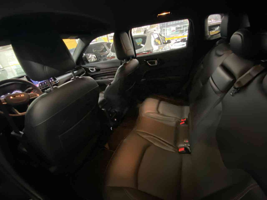 jeep compass  longitude 80 anos 4x2 1.3 tb at6 flex automatico 2022/22