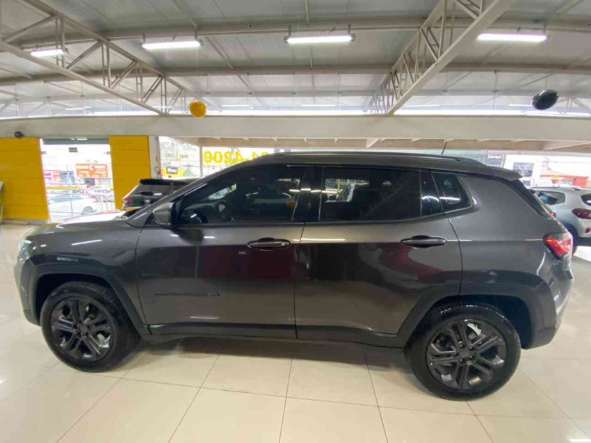 jeep compass  longitude 80 anos 4x2 1.3 tb at6 flex automatico 2022/22