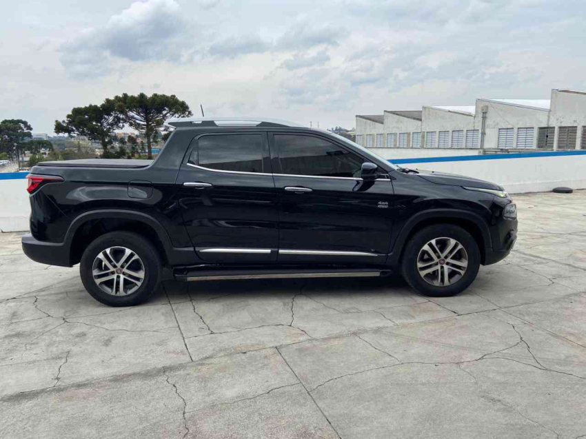 fiat toro diesel volcano awd 2.0 16v at9 automatico 2016/17